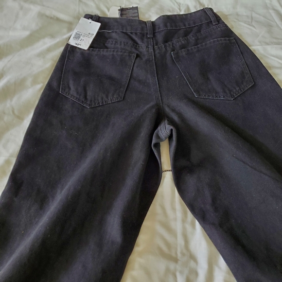 Jeans - Picture 11 of 13